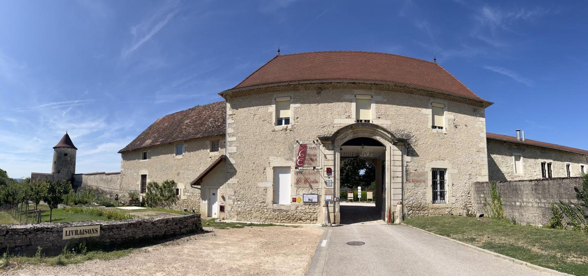 Les Dependances De Chapeau Cornu Vignieu Luaran gambar